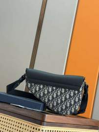 Picture of Dior Mens Bags _SKUfw239314814fw